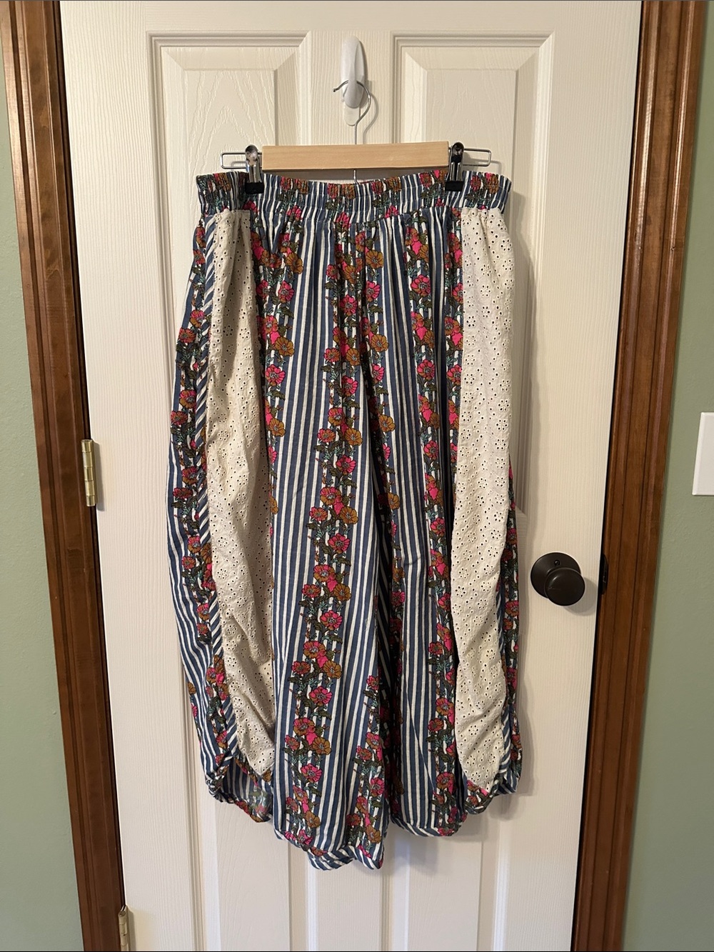 NATURAL LIFE Blue Stripe Floral Wide-Leg Pants with Cream Eyelet Panels